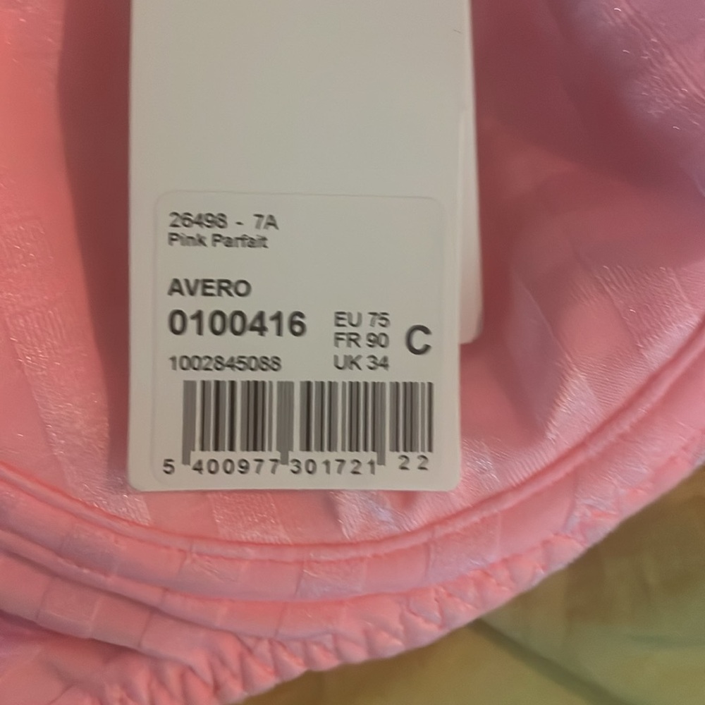 bra - Picture 3 of 3